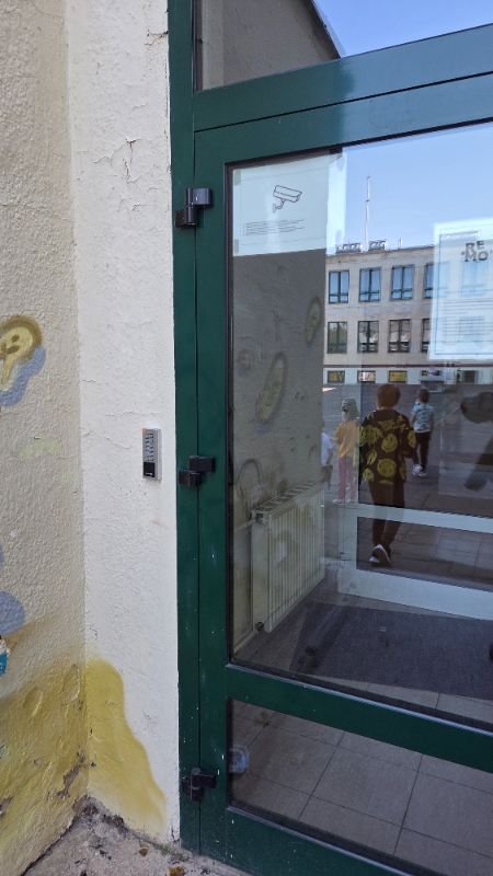 Czytnik kart zbliżeniowych w Szkole Podstawowej w Wiśniowej Górze